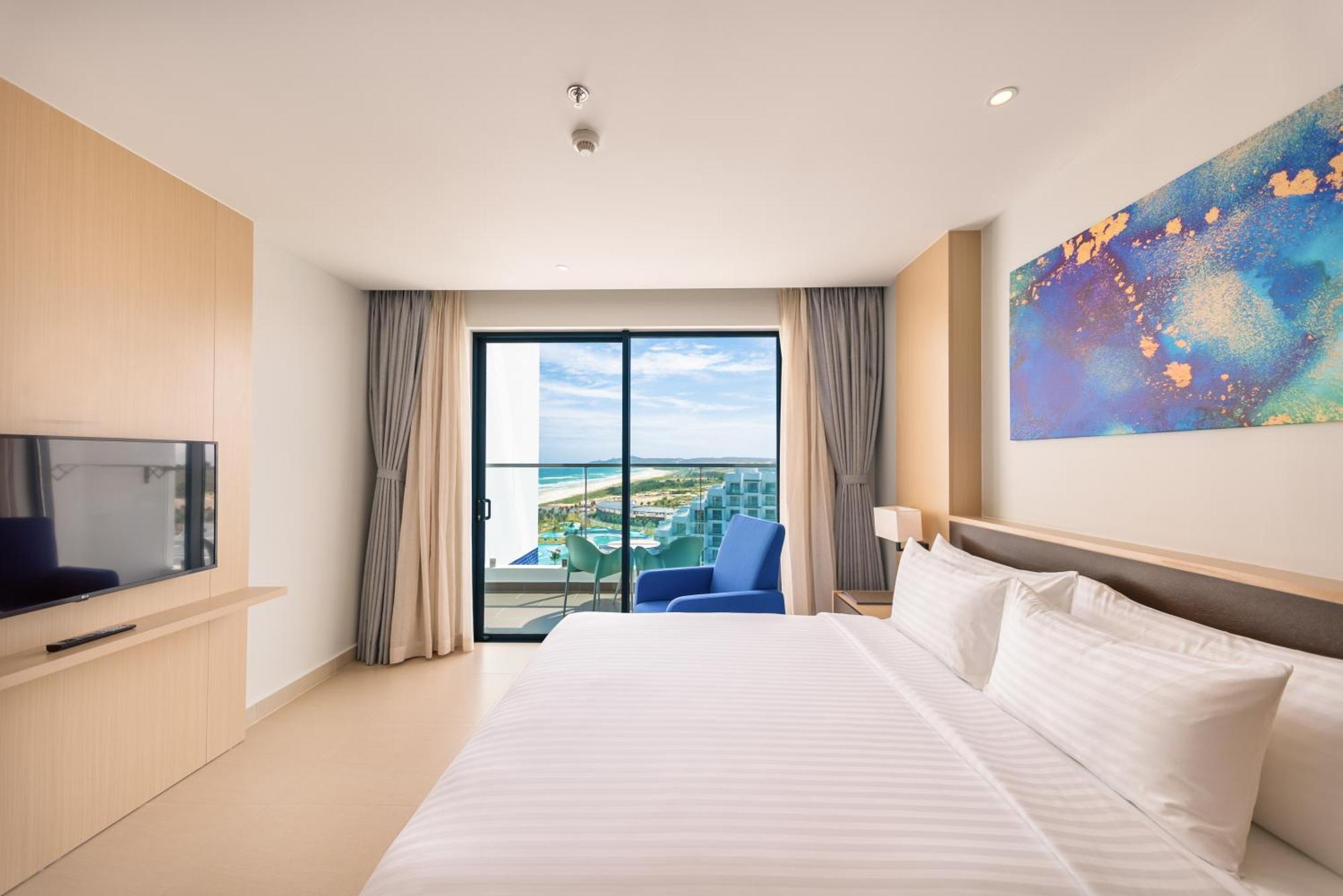 The Empyrean Cam Ranh Beach Resort Екстериор снимка